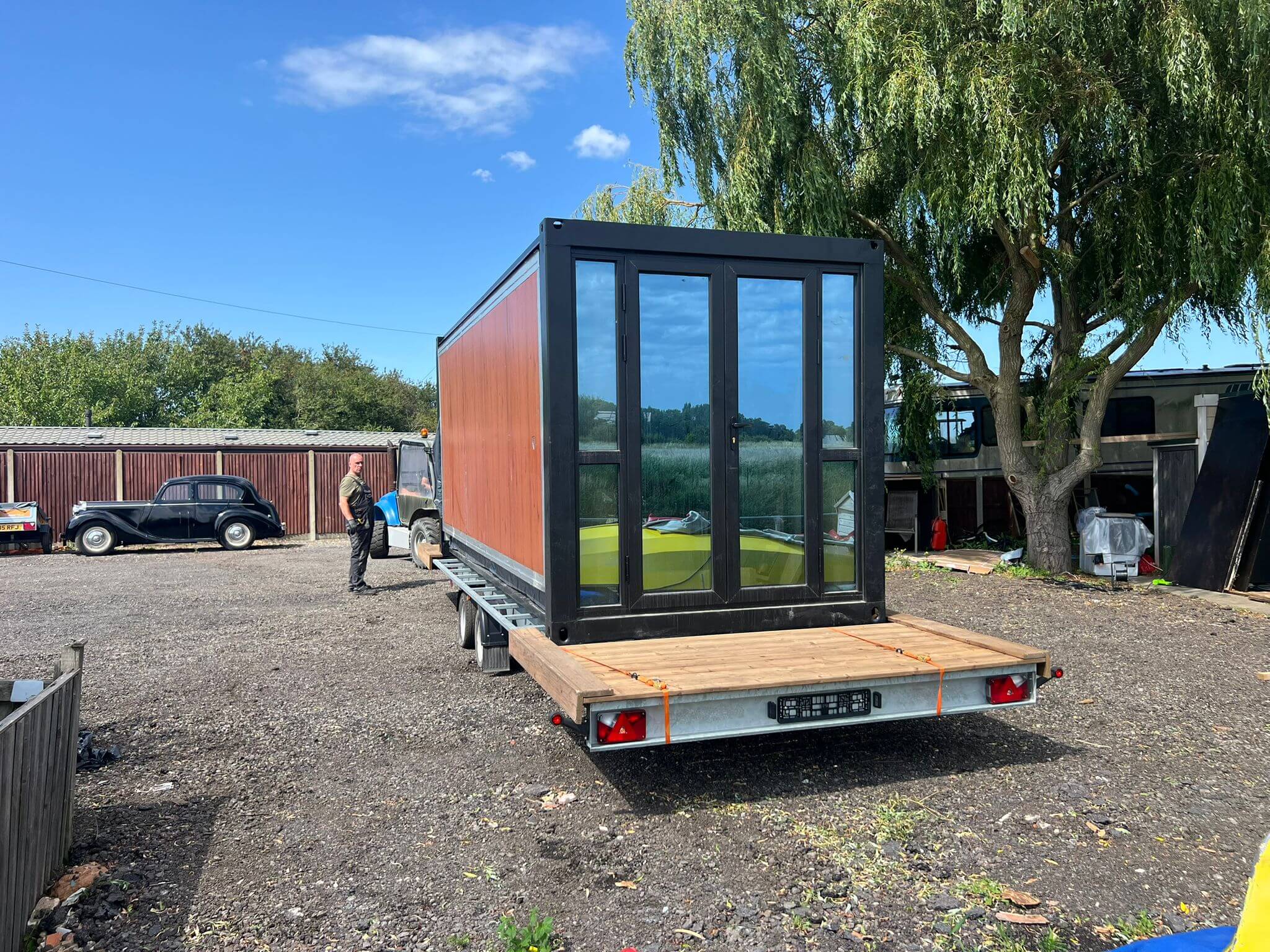 mobile-home-in-england-londonburg-08