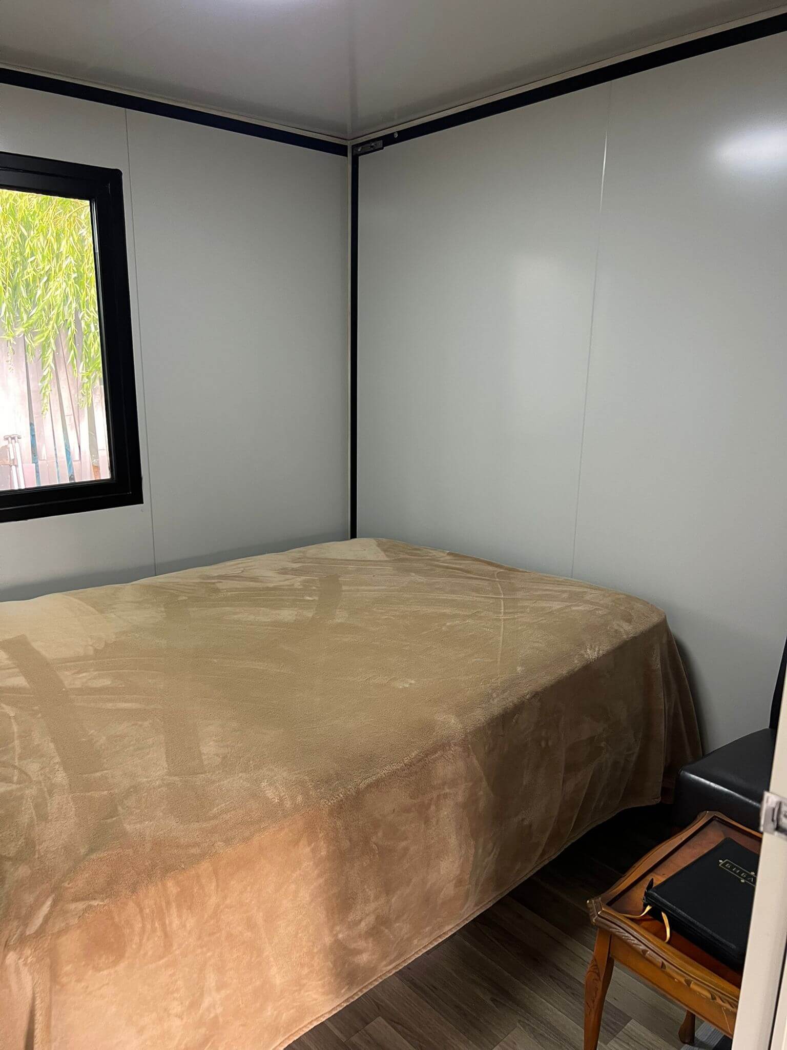 mobile-home-in-england-inhouse-londonburg-03